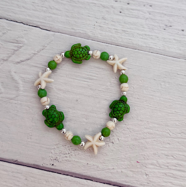 Beaded Sea Turtle Bracelet Green and Beige