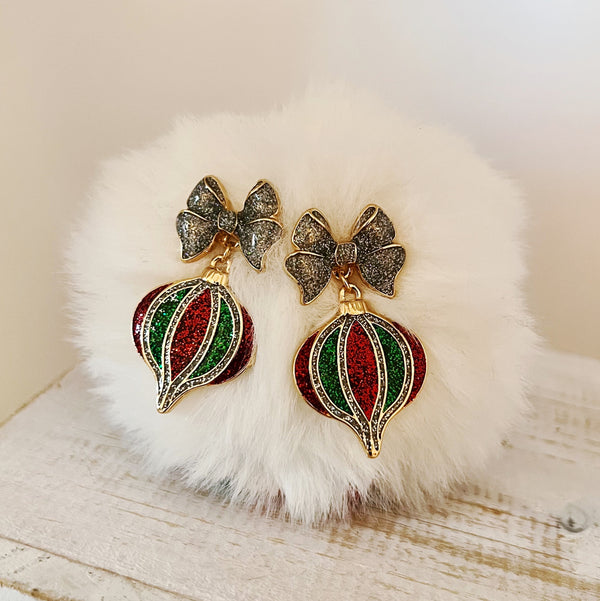 Retro Ornament Earrings